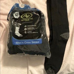 Men’s athletic crew socks